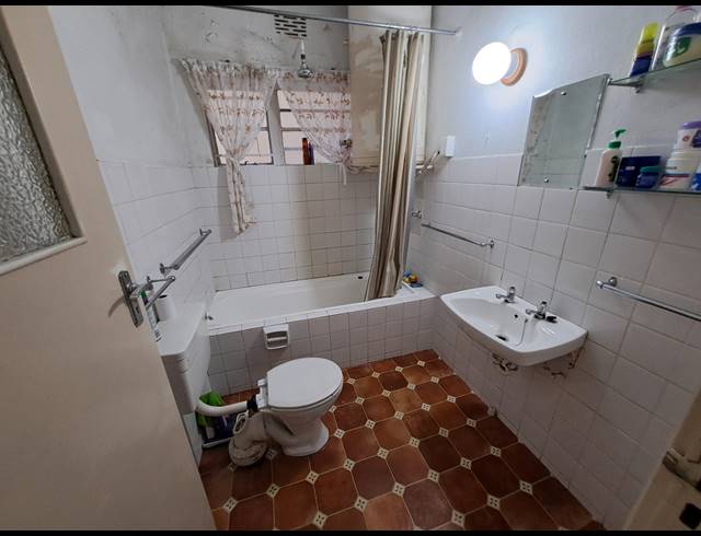 2 bed property to rent in WORCESTER CENTRAL